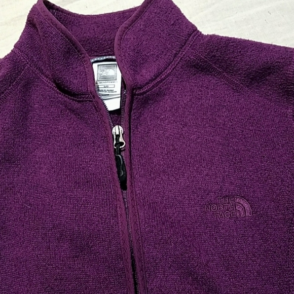 {The North Face} Sweater Jacket - Picture 2 of 7